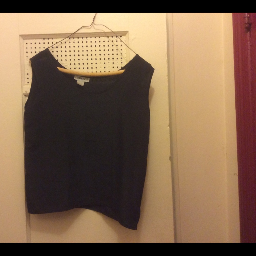 Black sleeveless acrylic tank top